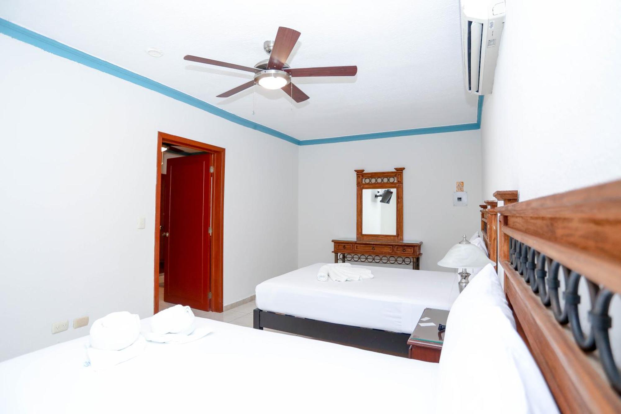 Hotel Avenida Κανκούν Εξωτερικό φωτογραφία
