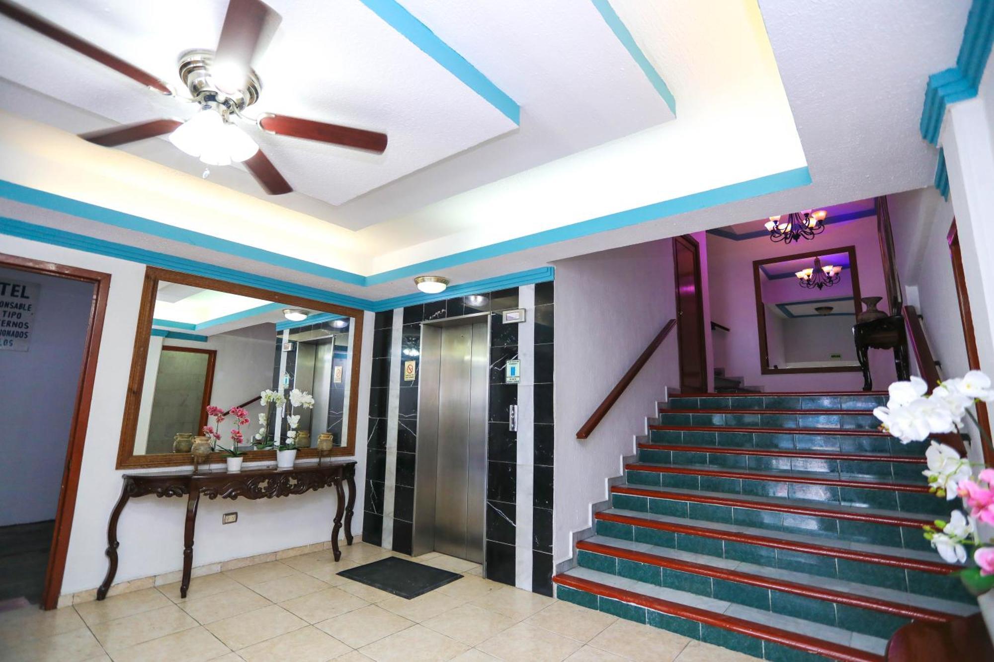 Hotel Avenida Κανκούν Εξωτερικό φωτογραφία